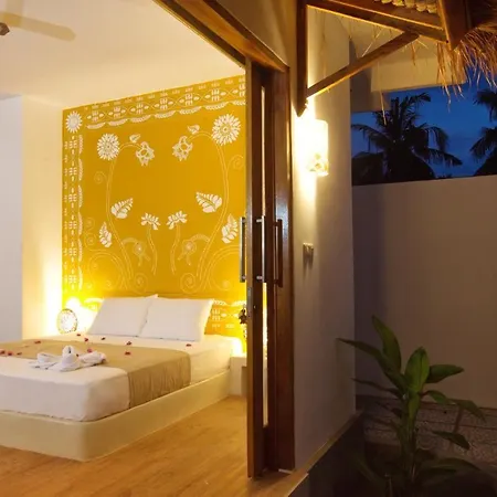 Golden Villa Gili Trawangan Exterior photo