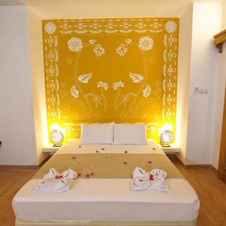 Golden Villa Gili Trawangan Exterior photo