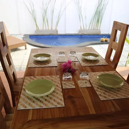 Golden Villa Gili Trawangan Exterior photo