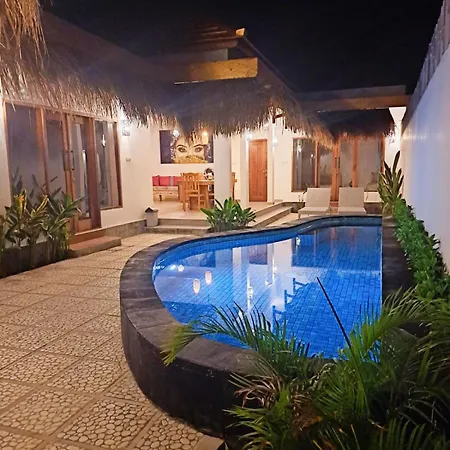 Golden Villa Gili Trawangan Exterior photo