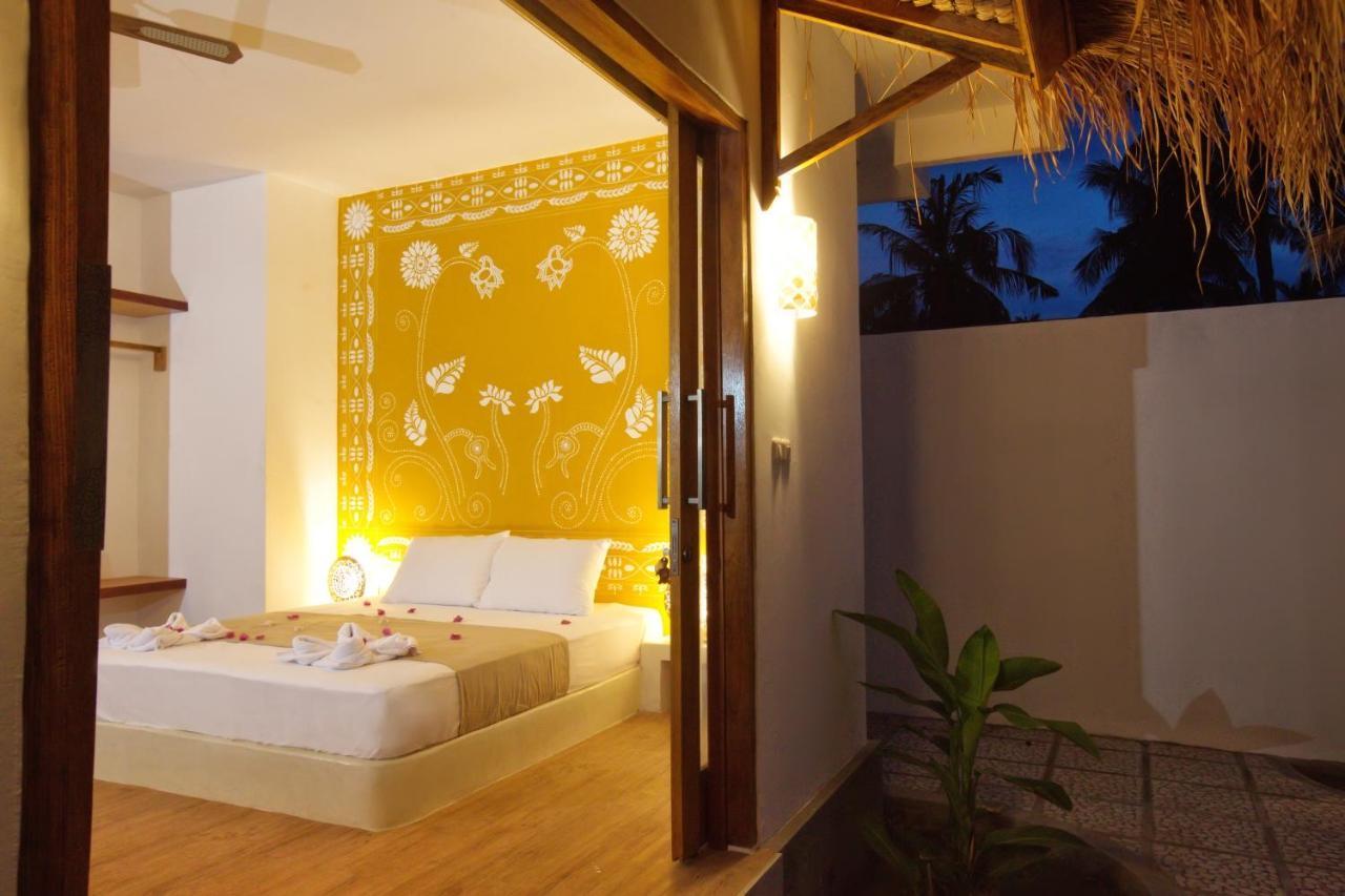Golden Villa *