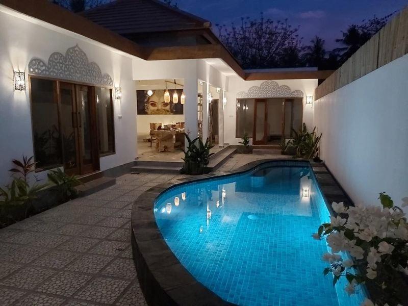 Golden Villa